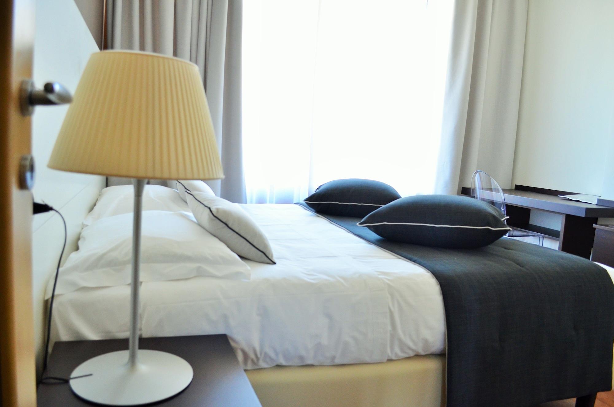 Orologio Living Apartments Turin Bagian luar foto